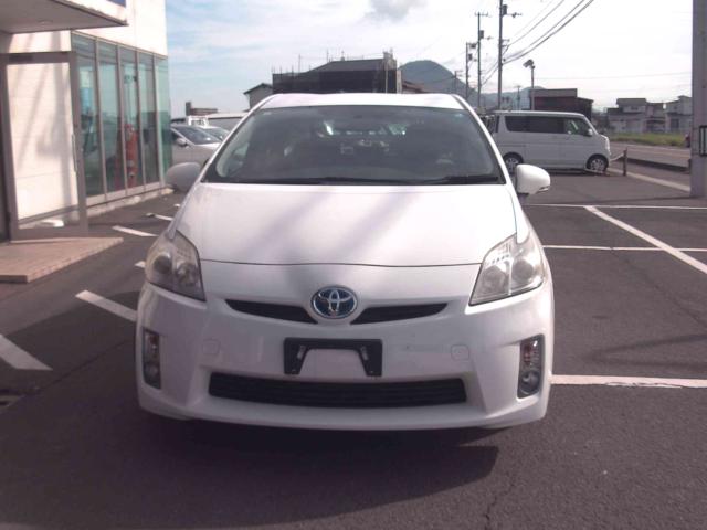 2010 Toyota Prius – thumbnail 2