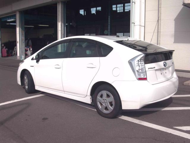 2010 Toyota Prius – thumbnail 4