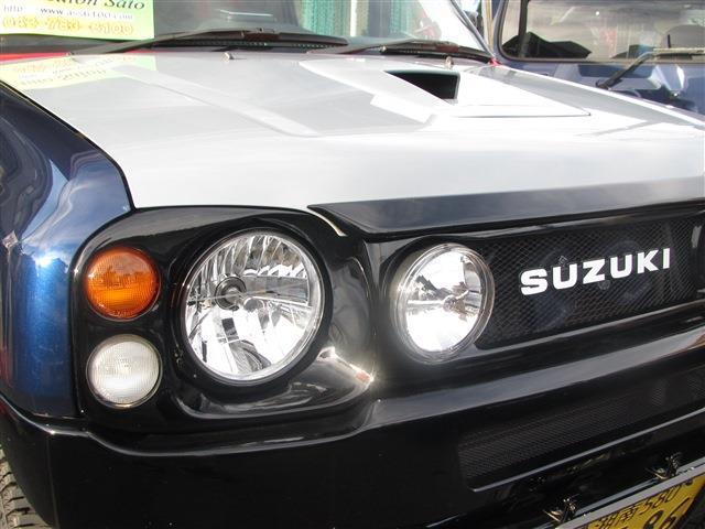 2010 Suzuki Jimny – thumbnail 4
