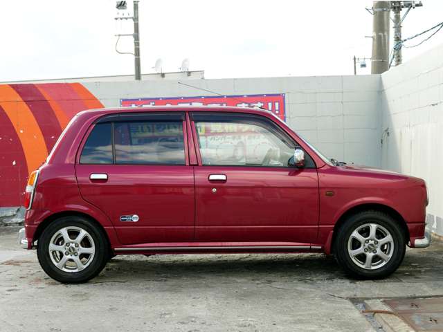 2004 Daihatsu Mira Gino – thumbnail 4