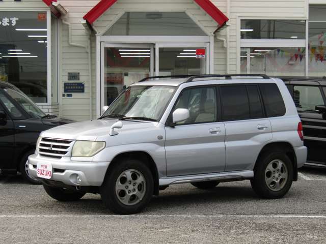 2003 Mitsubishi Pajero iO – thumbnail 2