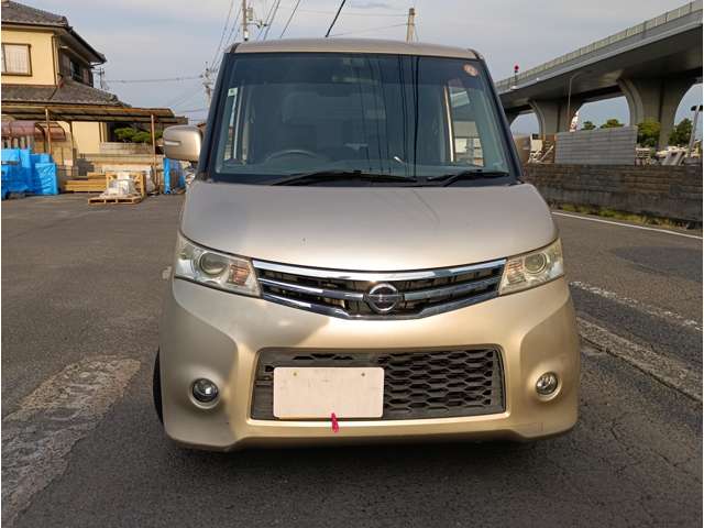 2010 Nissan Roox – thumbnail 2