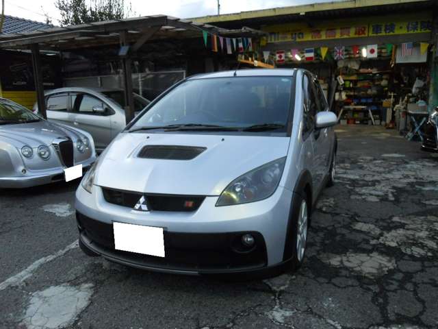 2007 Mitsubishi Colt – thumbnail 3