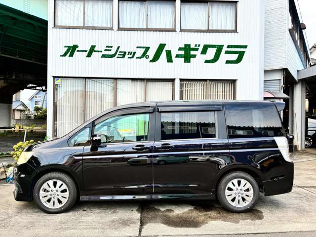 2010 Honda Stepwgn – thumbnail 4