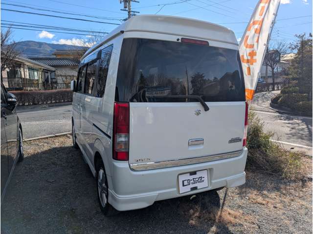 2010 Suzuki Every Wagon – thumbnail 3