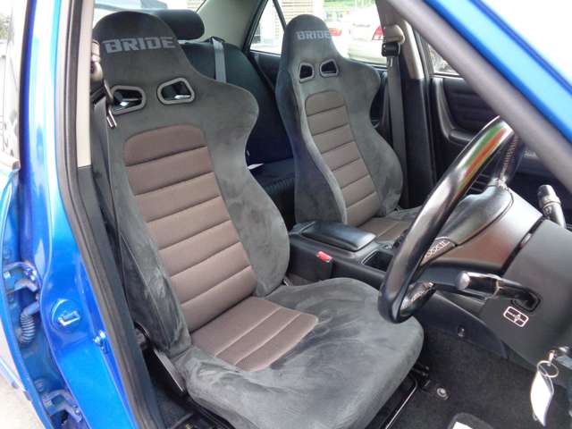 2004 Toyota Altezza – thumbnail 3