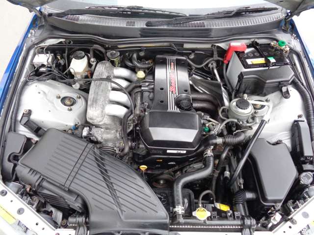 2004 Toyota Altezza – thumbnail 4