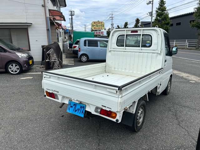 2009 Nissan Clipper Truck – thumbnail 4