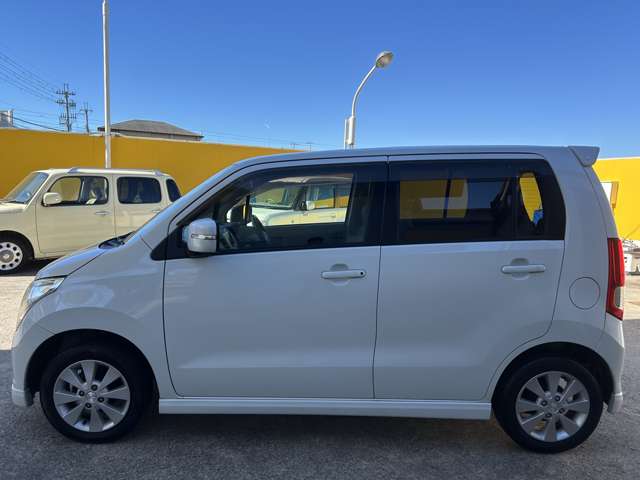 2010 Mazda AZ-Wagon – thumbnail 4