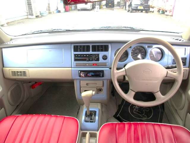 1998 Nissan Rasheen – thumbnail 3