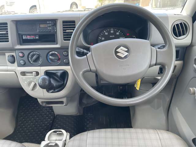 2010 Suzuki Every – thumbnail 3