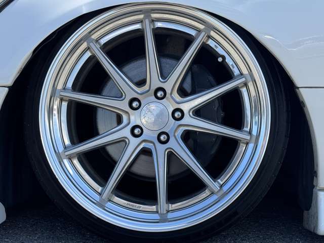 2003 Toyota Celsior – thumbnail 4