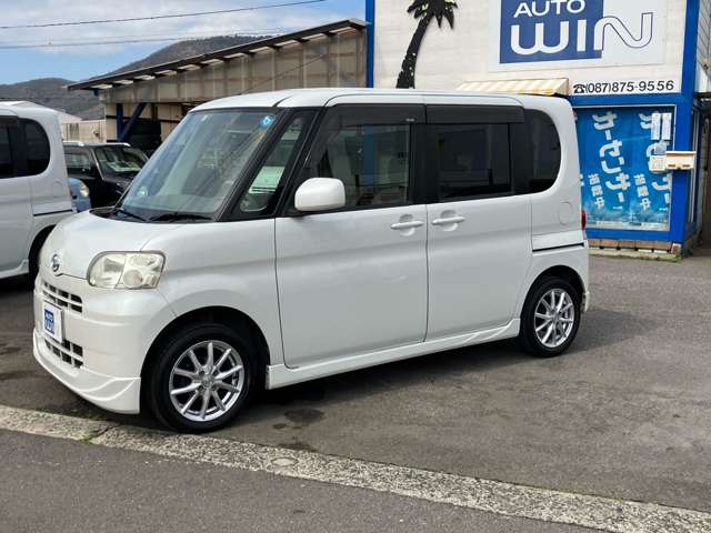 2009 Daihatsu Tanto – thumbnail 2