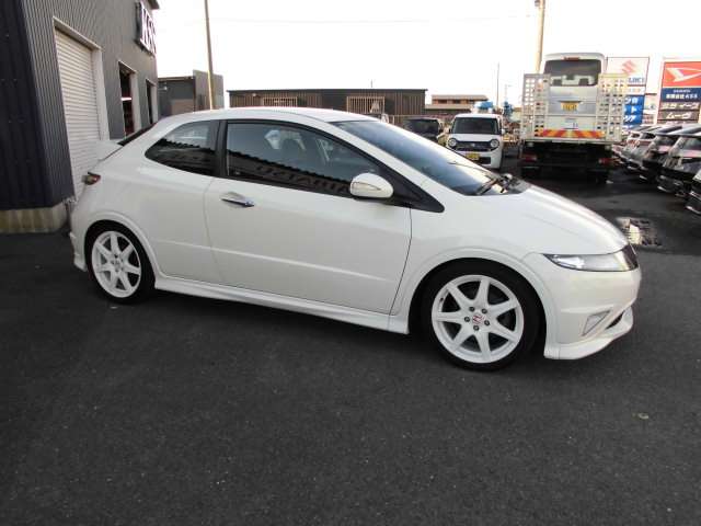 2010 Honda Civic Type R Euro – thumbnail 3