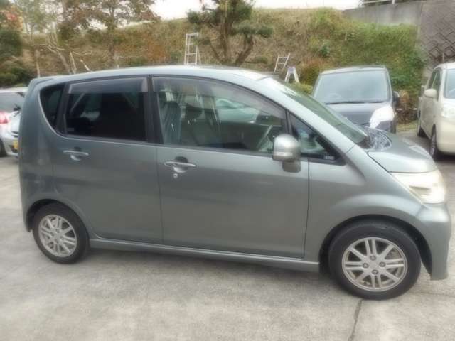 2009 Daihatsu Move – thumbnail 4