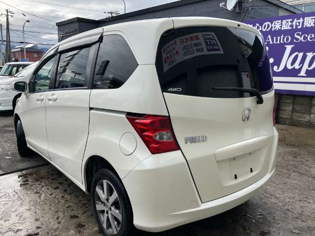 2010 Honda Freed – thumbnail 4