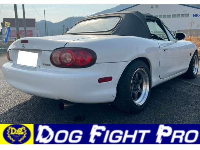 2005 Mazda Roadster – thumbnail 2