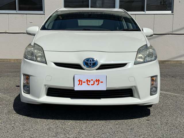 2011 Toyota Prius – thumbnail 2