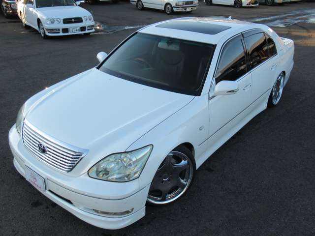2005 Toyota Celsior – thumbnail 2