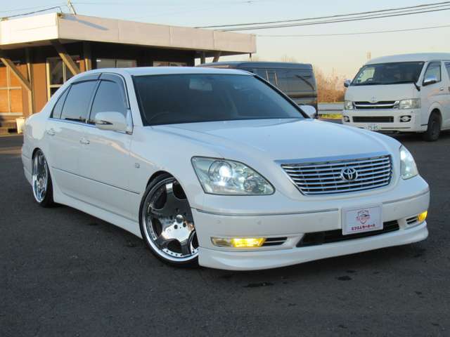 2005 Toyota Celsior – thumbnail 4
