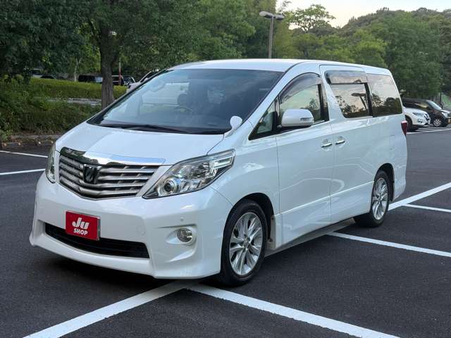 2011 Toyota Alphard – thumbnail 3