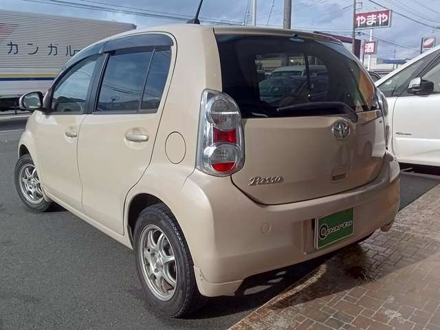 2010 Toyota Passo – thumbnail 4