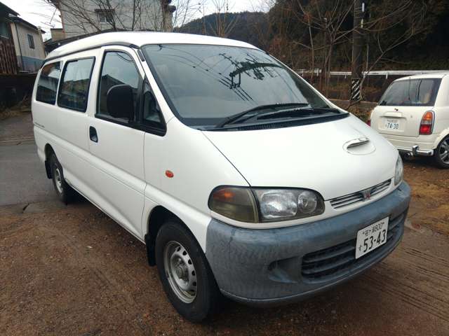 1995 Mitsubishi Delica Space Gear – thumbnail 3