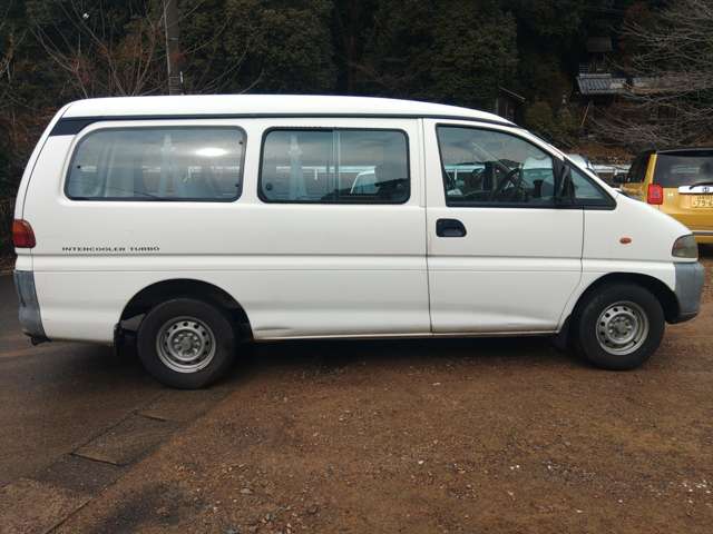 1995 Mitsubishi Delica Space Gear – thumbnail 4