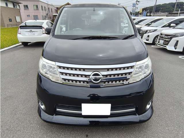 2009 Nissan Serena – thumbnail 2