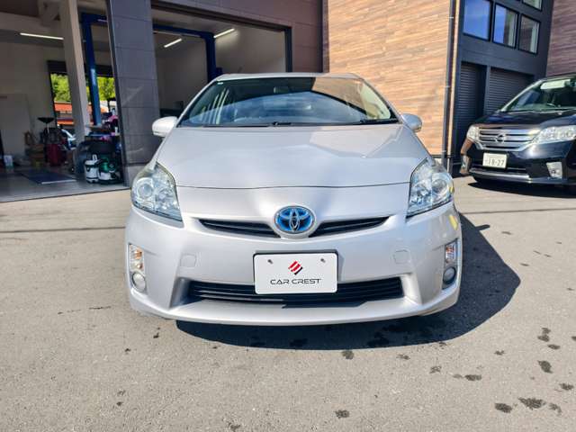 2010 Toyota Prius – thumbnail 2