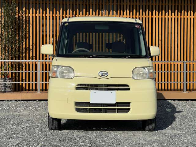 2010 Daihatsu Tanto – thumbnail 4