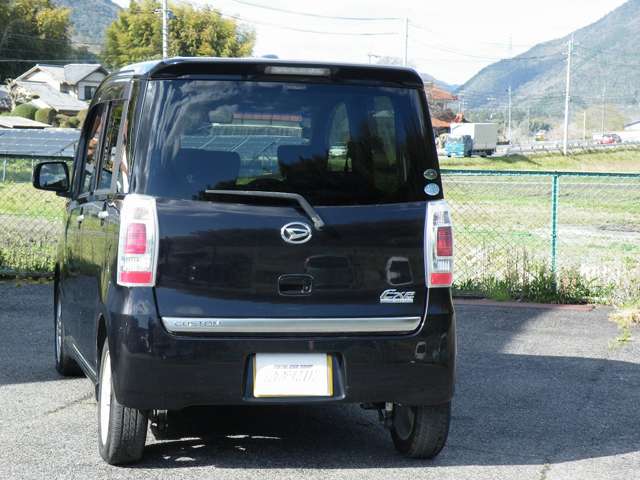 2010 Daihatsu Tanto Exe – thumbnail 3