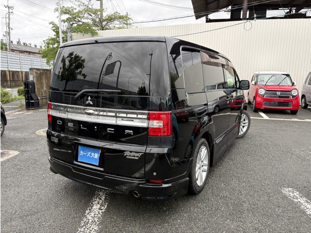 2007 Mitsubishi Delica D:5 – thumbnail 3