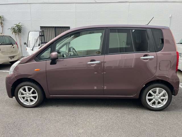 2010 Daihatsu Move – thumbnail 4