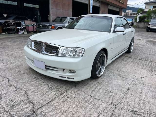 2004 Nissan Gloria