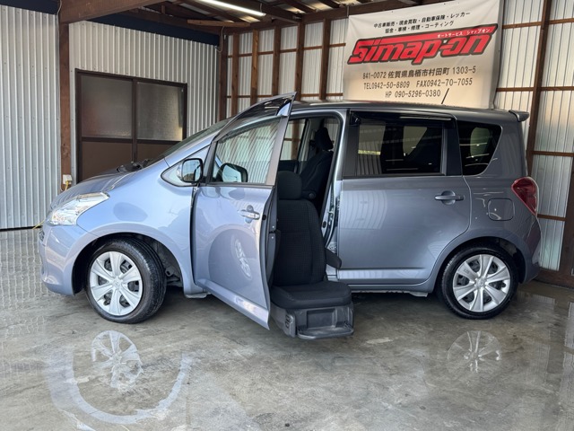 2010 Toyota Ractis – thumbnail 3