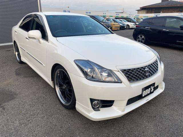 2010 Toyota Crown Athlete – thumbnail 3