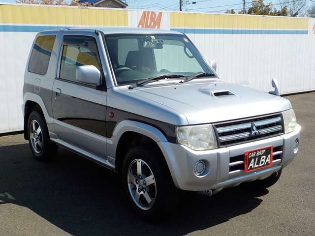 2010 Mitsubishi Pajero Mini – thumbnail 4