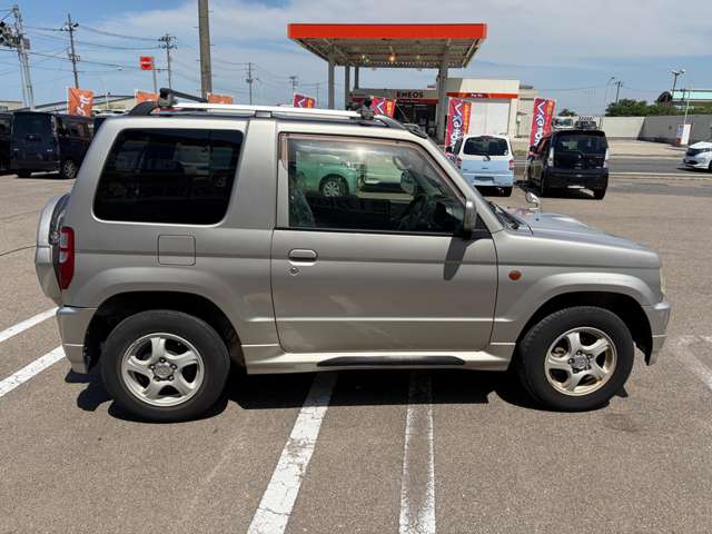 2005 Mitsubishi Pajero Mini – thumbnail 4