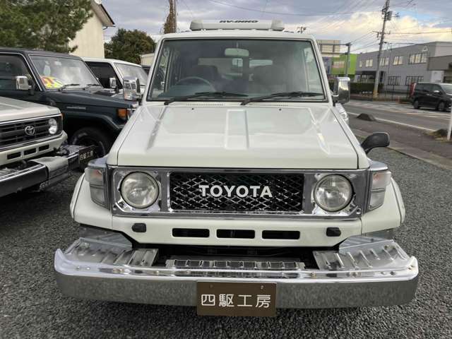 1998 Toyota Land Cruiser 70 – thumbnail 2