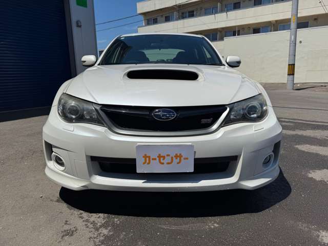 2010 Subaru Impreza STI – thumbnail 2