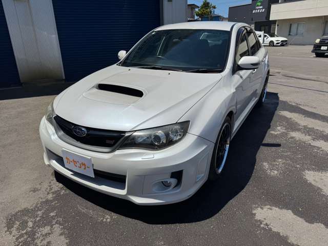 2010 Subaru Impreza STI – thumbnail 4