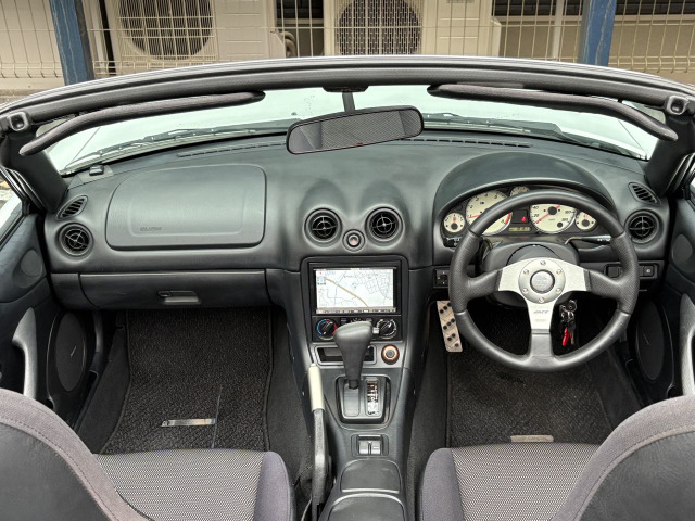 2003 Mazda Roadster – thumbnail 3