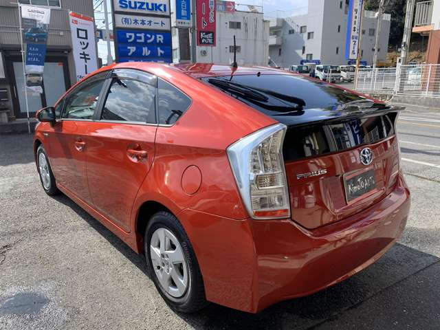 2010 Toyota Prius – thumbnail 4