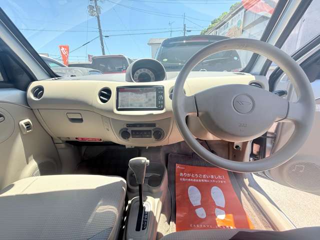 2010 Daihatsu Esse – thumbnail 2
