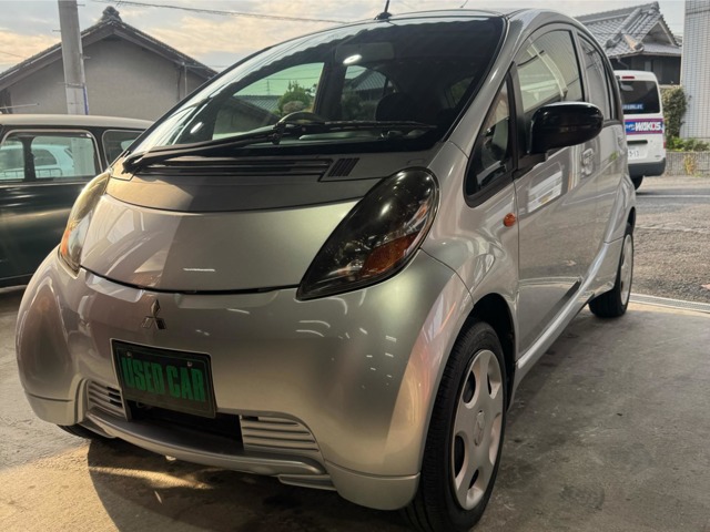 2009 Mitsubishi i – thumbnail 3