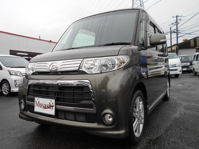 2010 Daihatsu Tanto