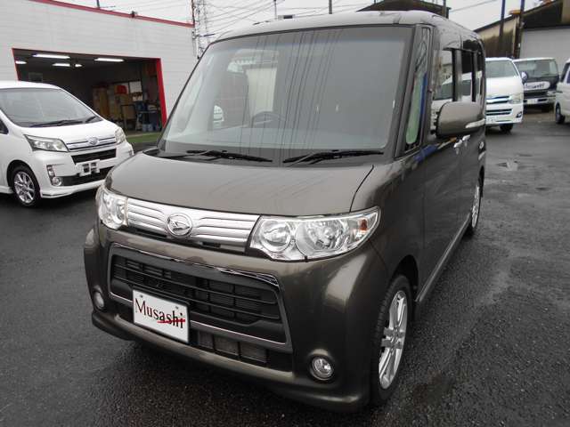 2010 Daihatsu Tanto – thumbnail 2