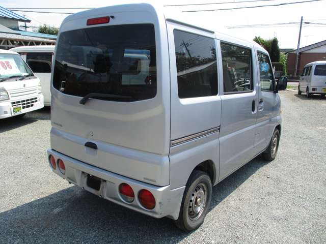2004 Mitsubishi Minicab Van – thumbnail 4