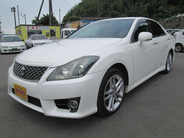 2010 Toyota Crown Athlete – thumbnail 3